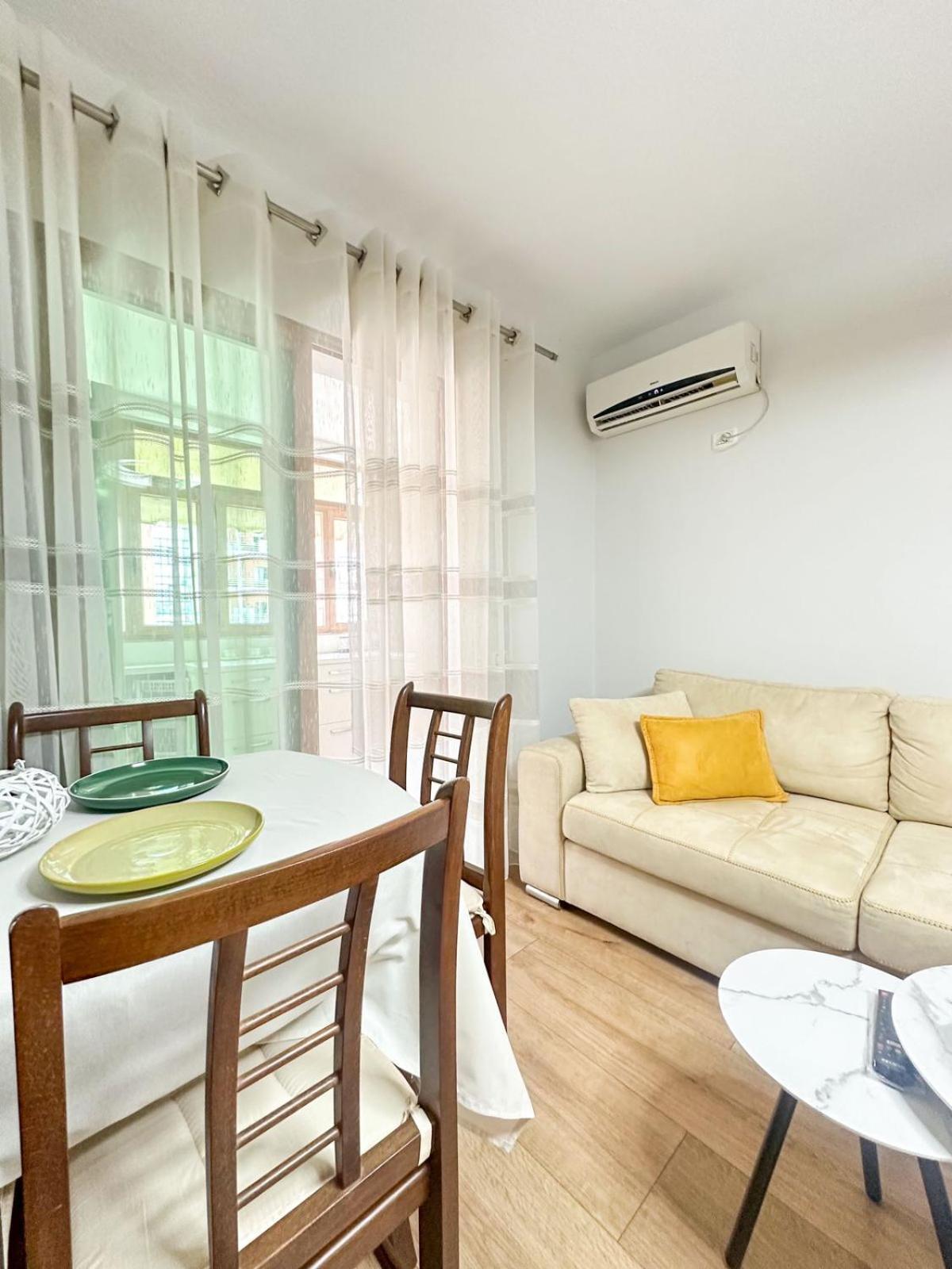 Block Inn Apartments Tirana Buitenkant foto